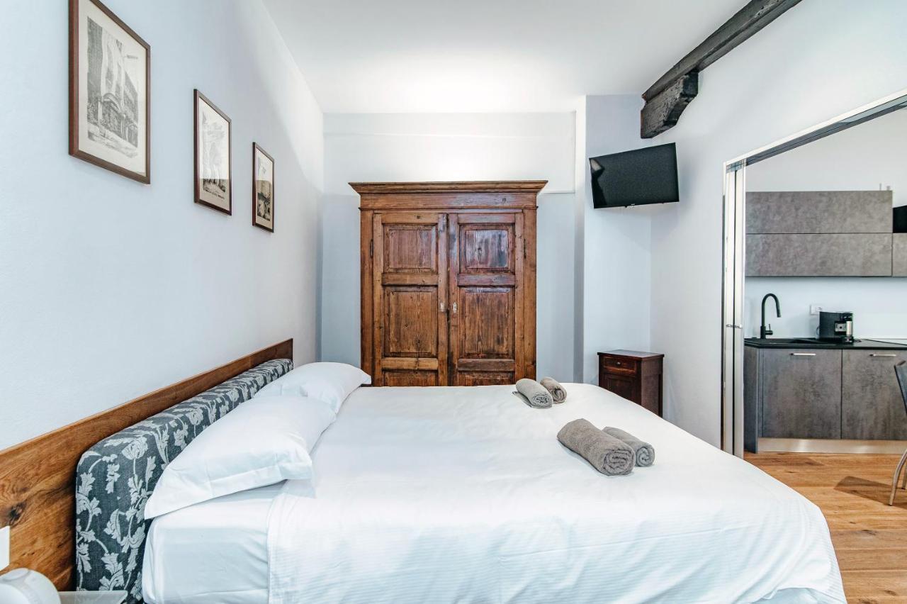 Suite Lo Storico - The House Of Travelers Como Dış mekan fotoğraf